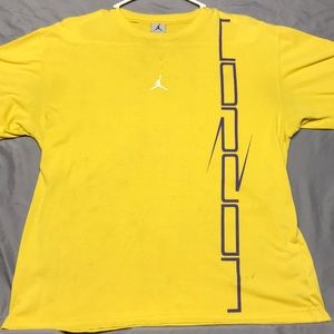 Jordan vintage early 2000s yellow tee shirt